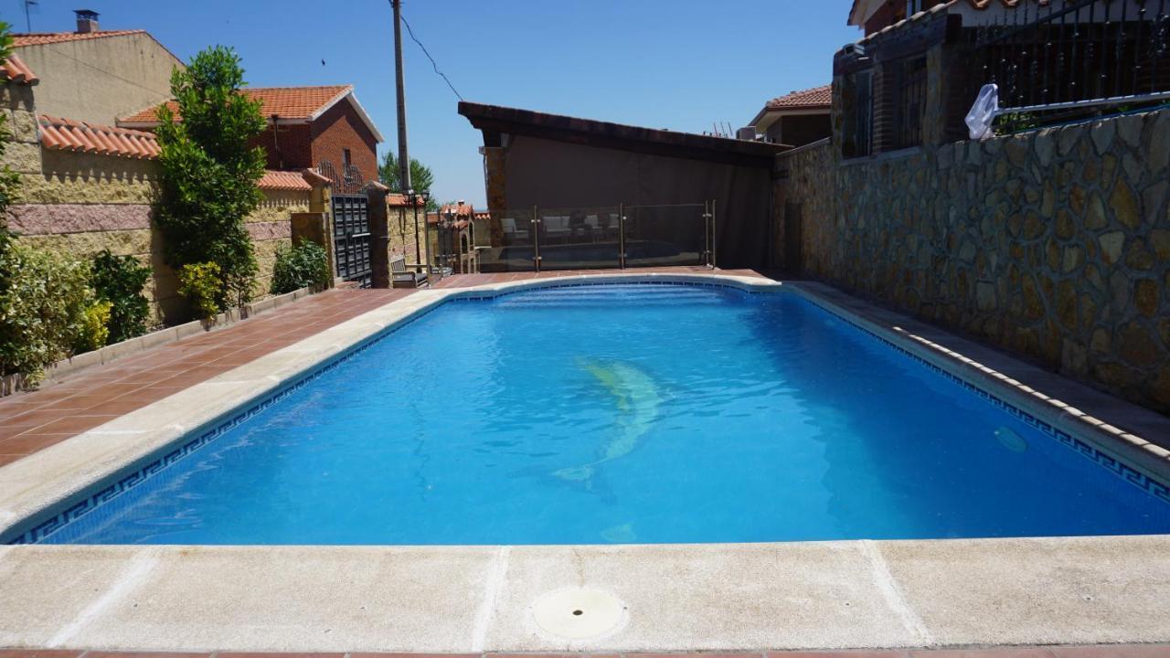 Chalet Relax Luxury Navas del Rey Exterior foto