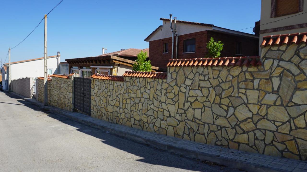 Chalet Relax Luxury Navas del Rey Exterior foto